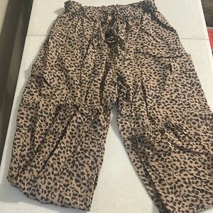 Aerie Leopard Print Linen Pants